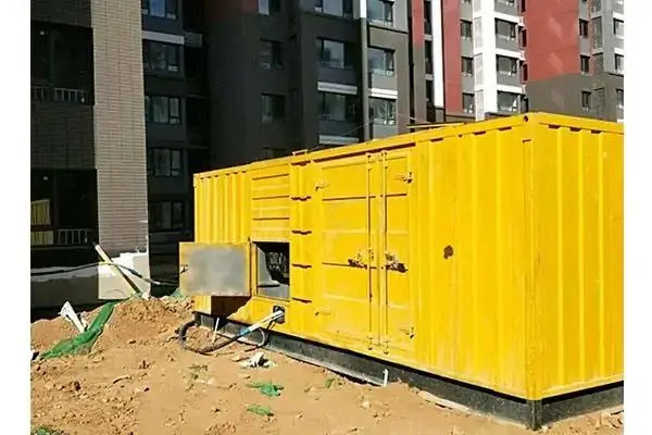 富源发电机租赁中燃油压力过低会对发动机的哪些部件造成损坏？